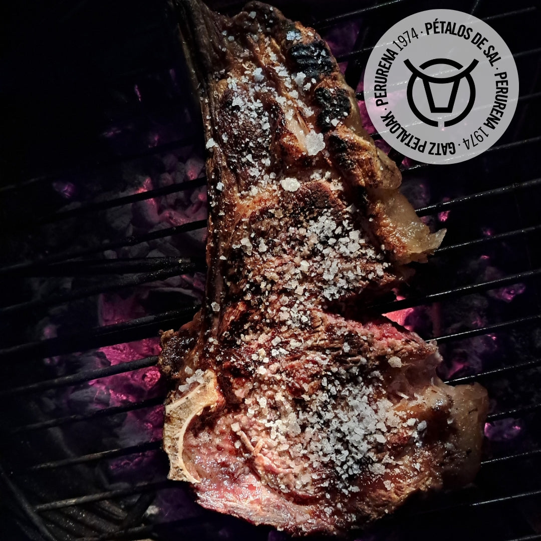 Pétalos de sal para potenciar el sabor de la carne